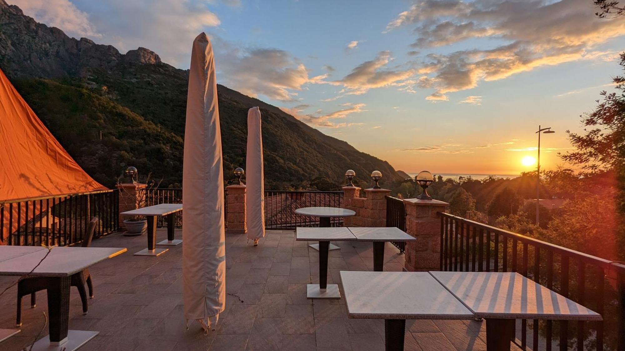 Le Porto T3 55M2 Vue Mer Immeuble Traditionnel En Pierre De Taille Avec Prestations Exceptionnelles Barbecue Ordinateur Videosurveillance Terrasse Panoramique 外观 照片