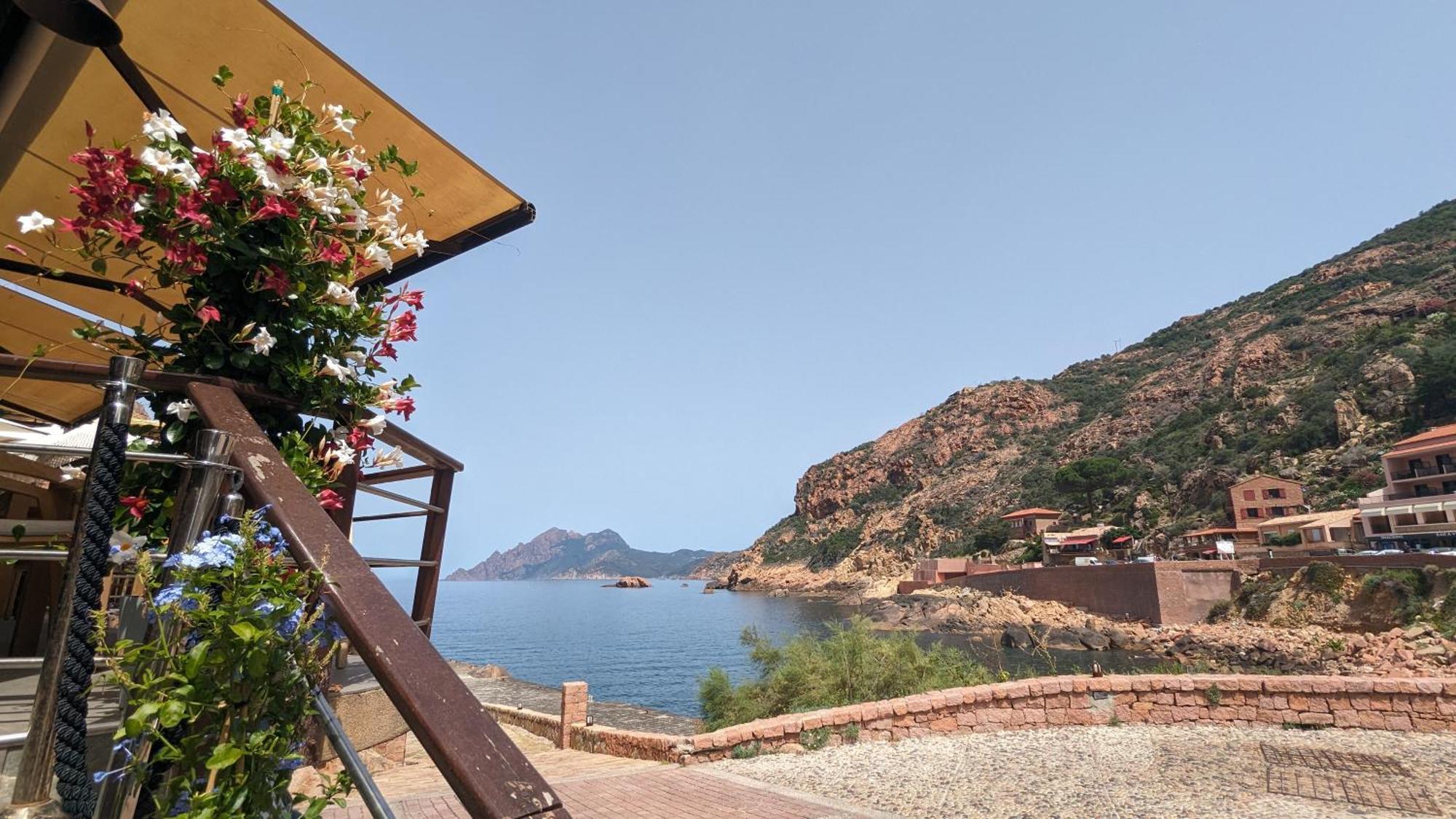 Le Porto T3 55M2 Vue Mer Immeuble Traditionnel En Pierre De Taille Avec Prestations Exceptionnelles Barbecue Ordinateur Videosurveillance Terrasse Panoramique 外观 照片